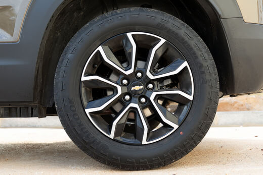 שברולט טריילבלייזר גלגל שברולט טריילבלייזר גלגל